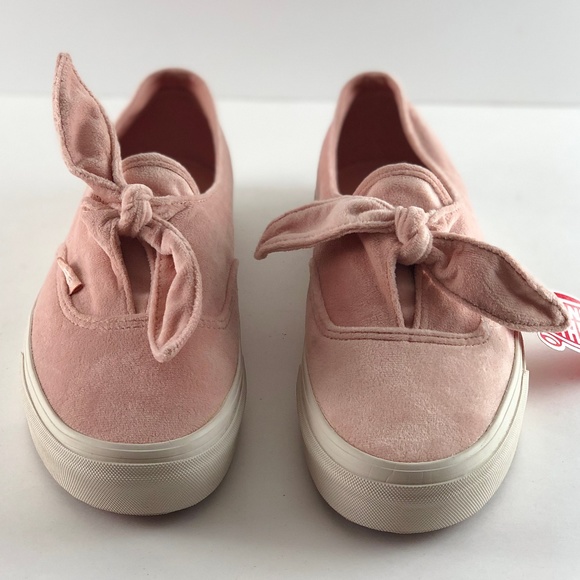 kort høste areal Vans Shoes | Vans Authentic Knotted Velvet Rose Cloud Shoes | Poshmark